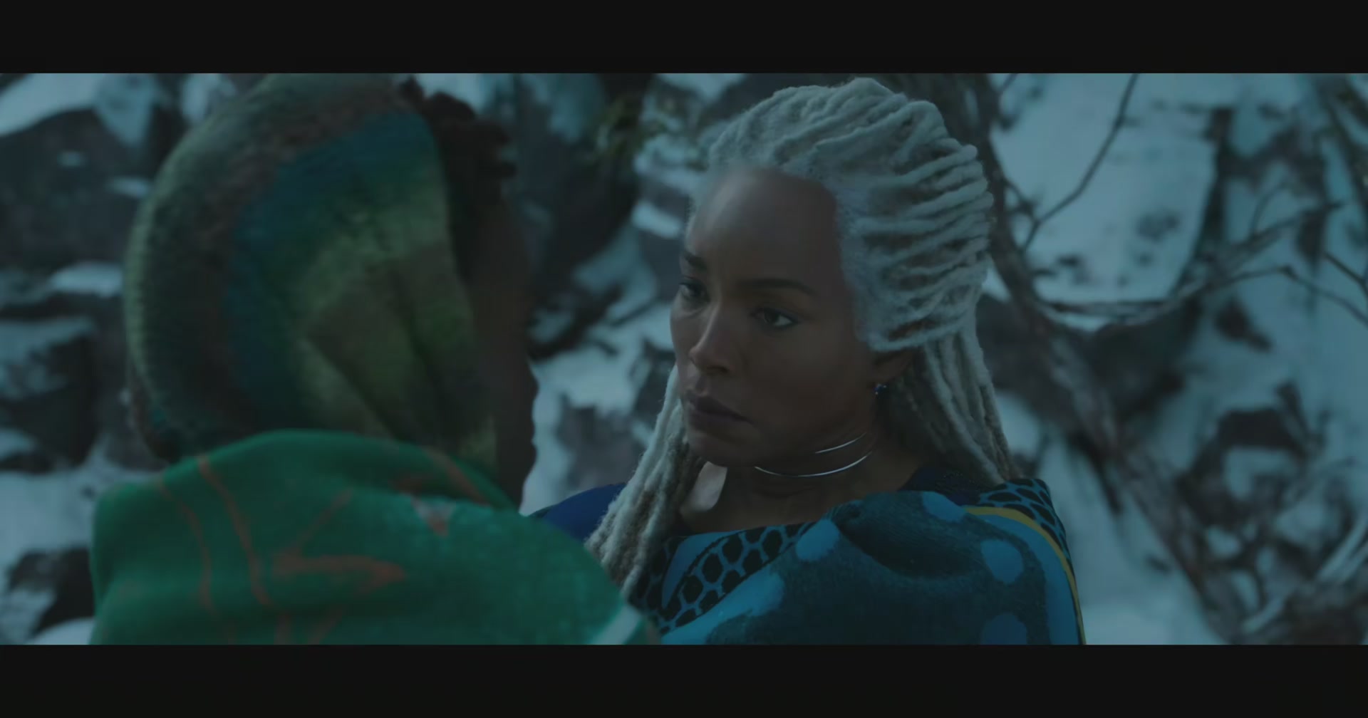 BlackPanther-Screencaps-0220.jpg