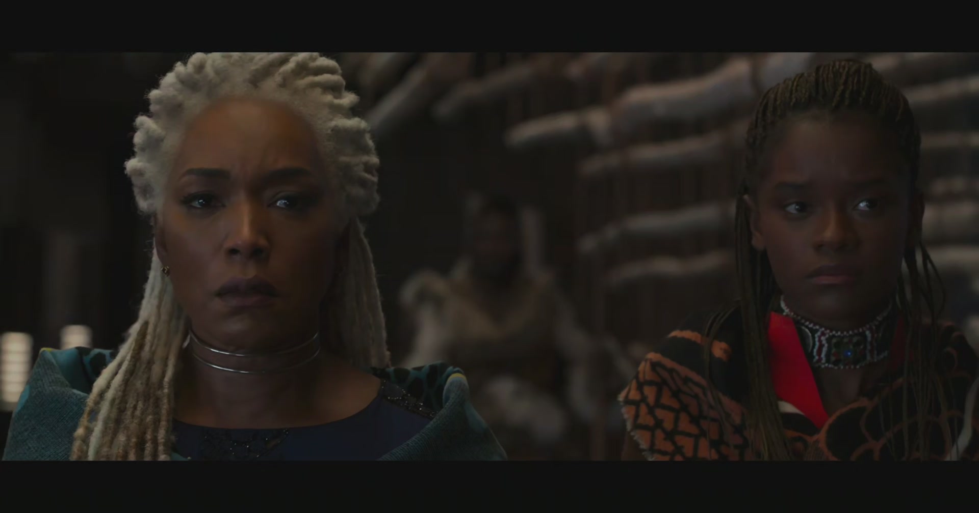 BlackPanther-Screencaps-0254.jpg