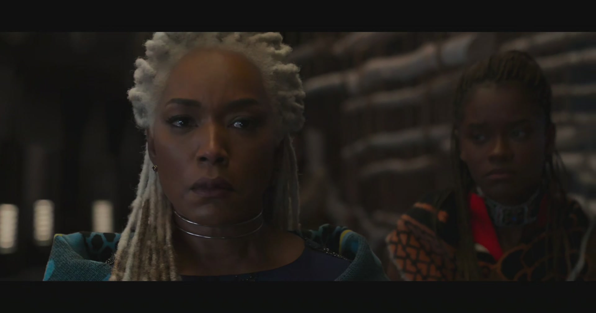 BlackPanther-Screencaps-0256.jpg