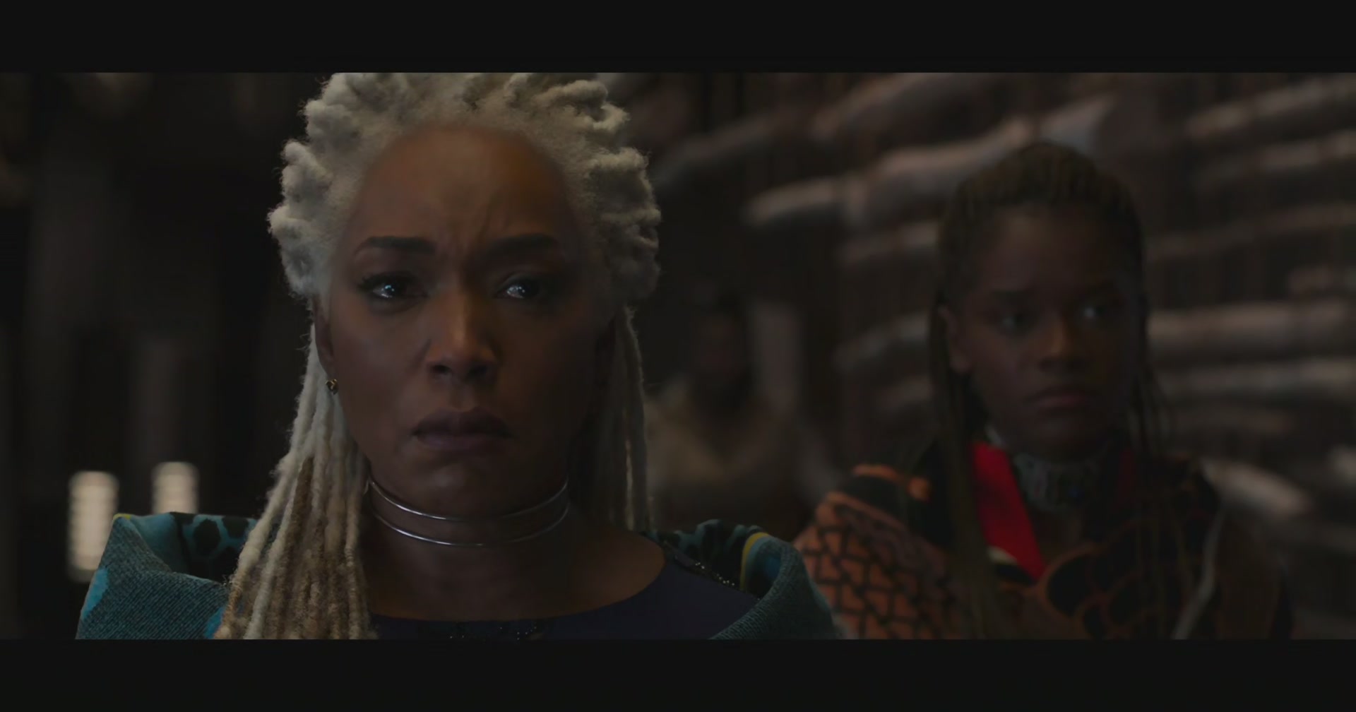 BlackPanther-Screencaps-0261.jpg