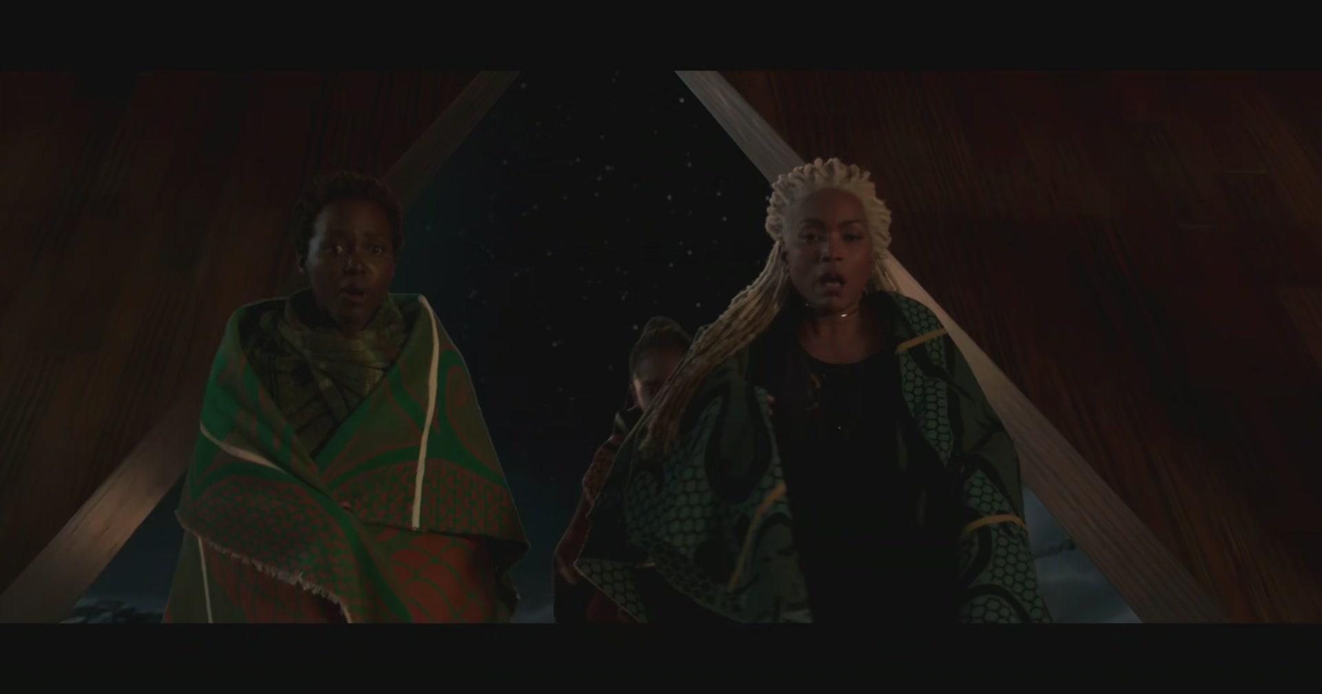 BlackPanther-Screencaps-0287.jpg