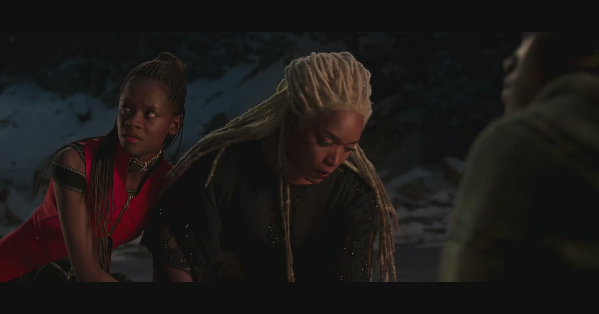 BlackPanther-Screencaps-0299.jpg