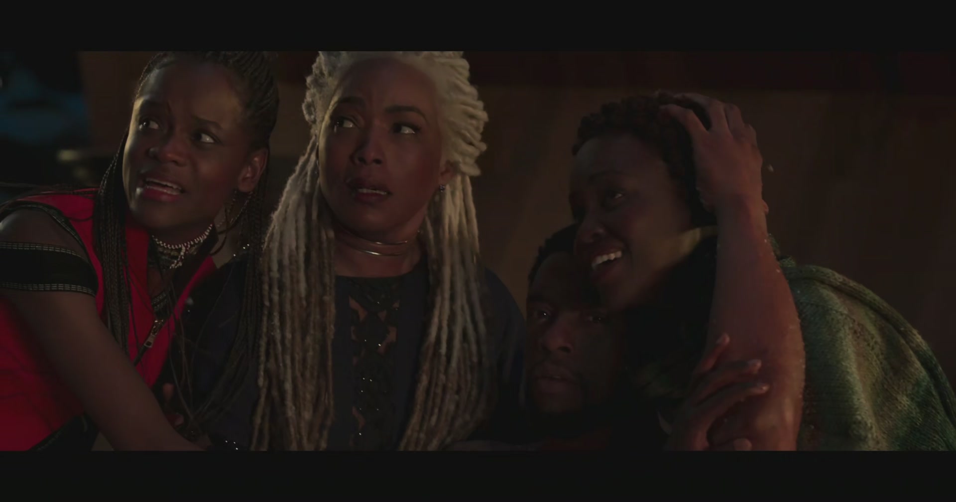 BlackPanther-Screencaps-0323.jpg