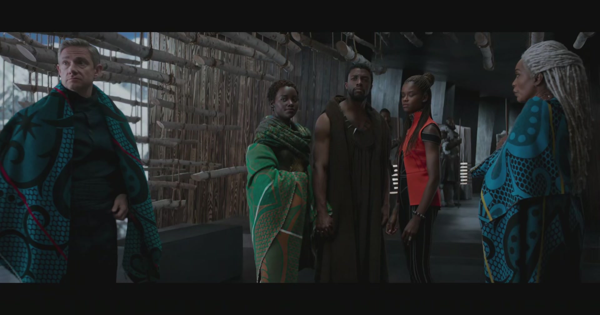 BlackPanther-Screencaps-0349.jpg