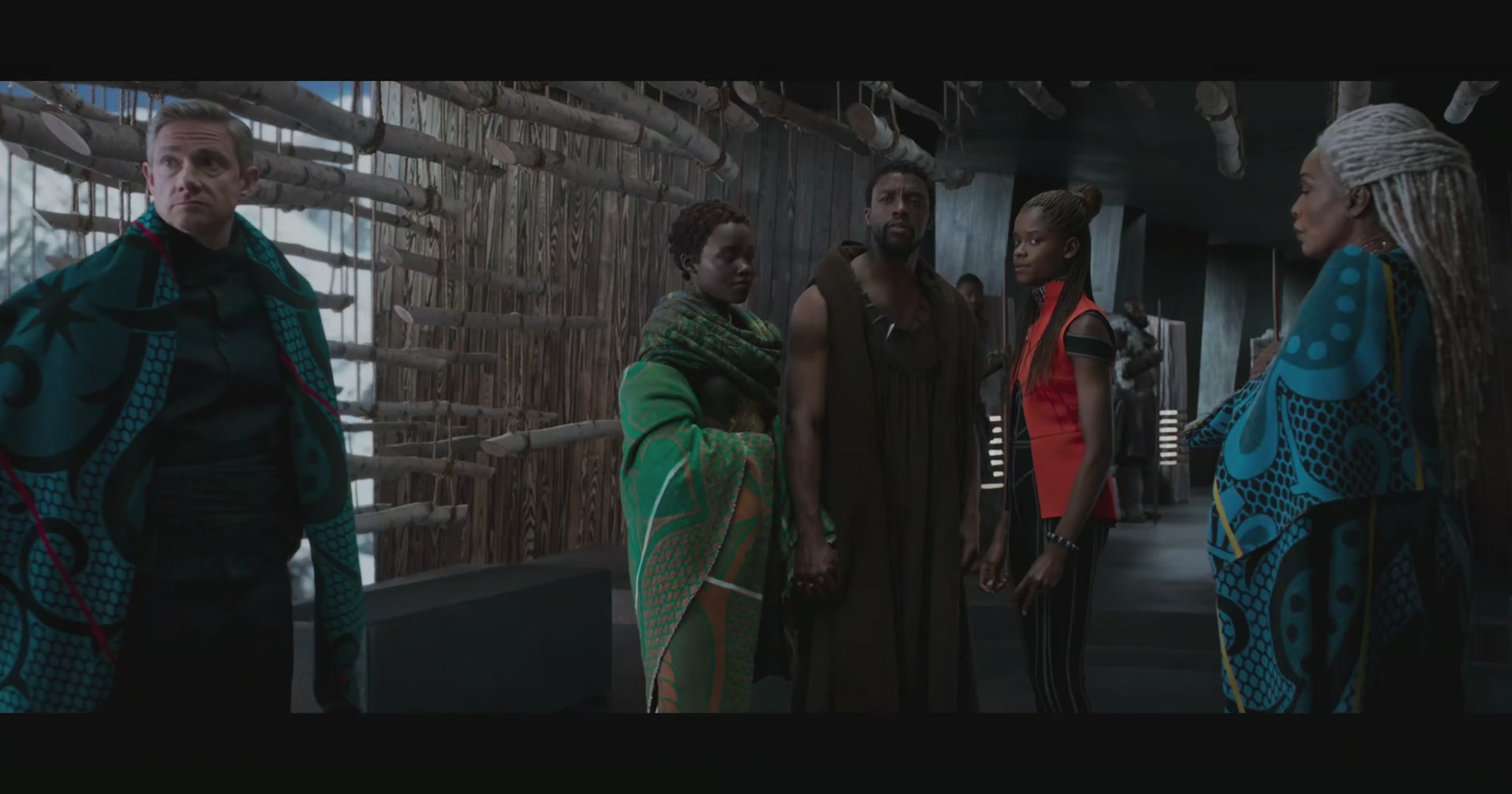 BlackPanther-Screencaps-0350.jpg