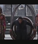 BlackPanther-Screencaps-0105.jpg