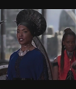 BlackPanther-Screencaps-0112.jpg