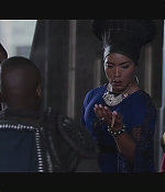 BlackPanther-Screencaps-0122.jpg