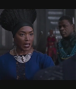 BlackPanther-Screencaps-0127.jpg