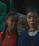 BlackPanther-Screencaps-0136.jpg