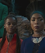 BlackPanther-Screencaps-0138.jpg