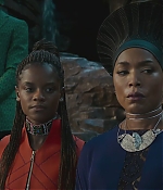 BlackPanther-Screencaps-0139.jpg