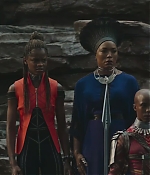 BlackPanther-Screencaps-0149.jpg