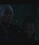 BlackPanther-Screencaps-0178.jpg