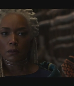 BlackPanther-Screencaps-0256.jpg