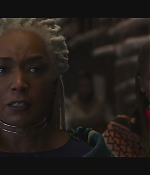 BlackPanther-Screencaps-0259.jpg