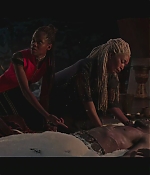 BlackPanther-Screencaps-0294.jpg