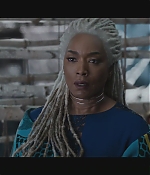 BlackPanther-Screencaps-0337.jpg