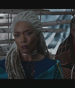 BlackPanther-Screencaps-0340.jpg