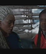 BlackPanther-Screencaps-0344.jpg