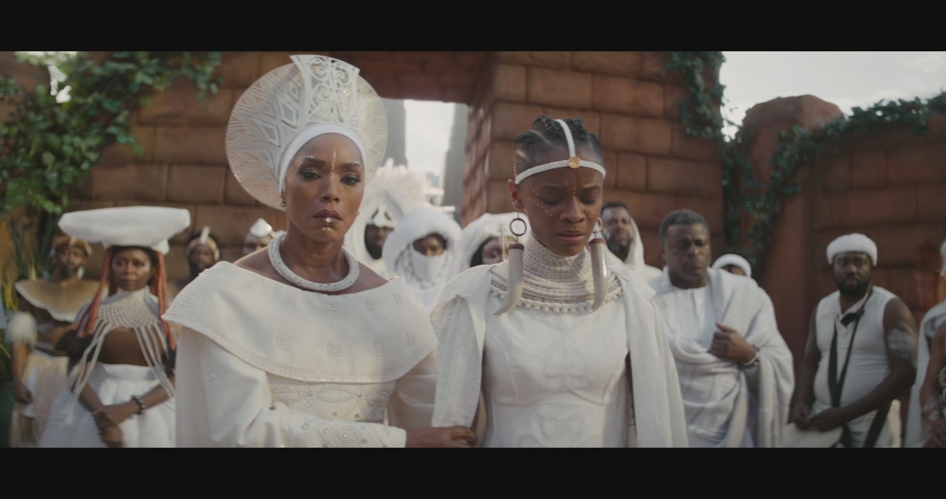 BlackPantherWakandaForever-Screencaps-0046.jpg