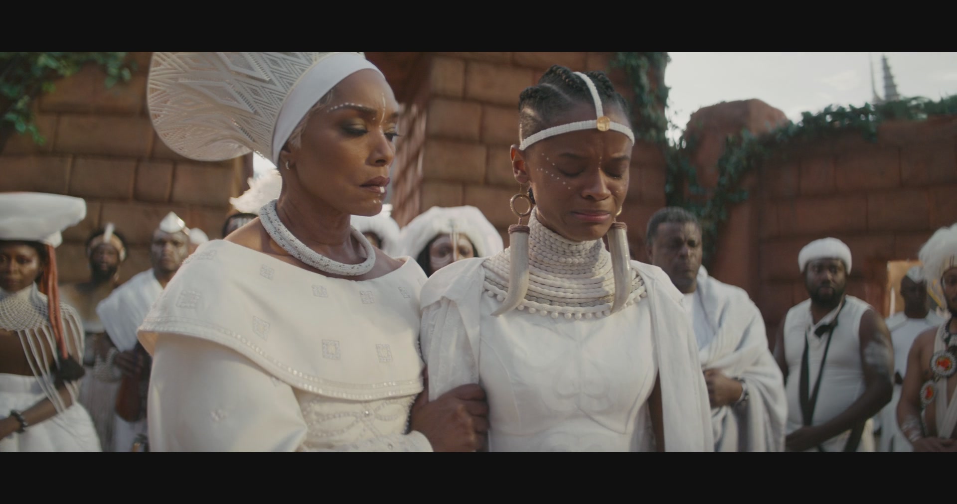 BlackPantherWakandaForever-Screencaps-0049.jpg