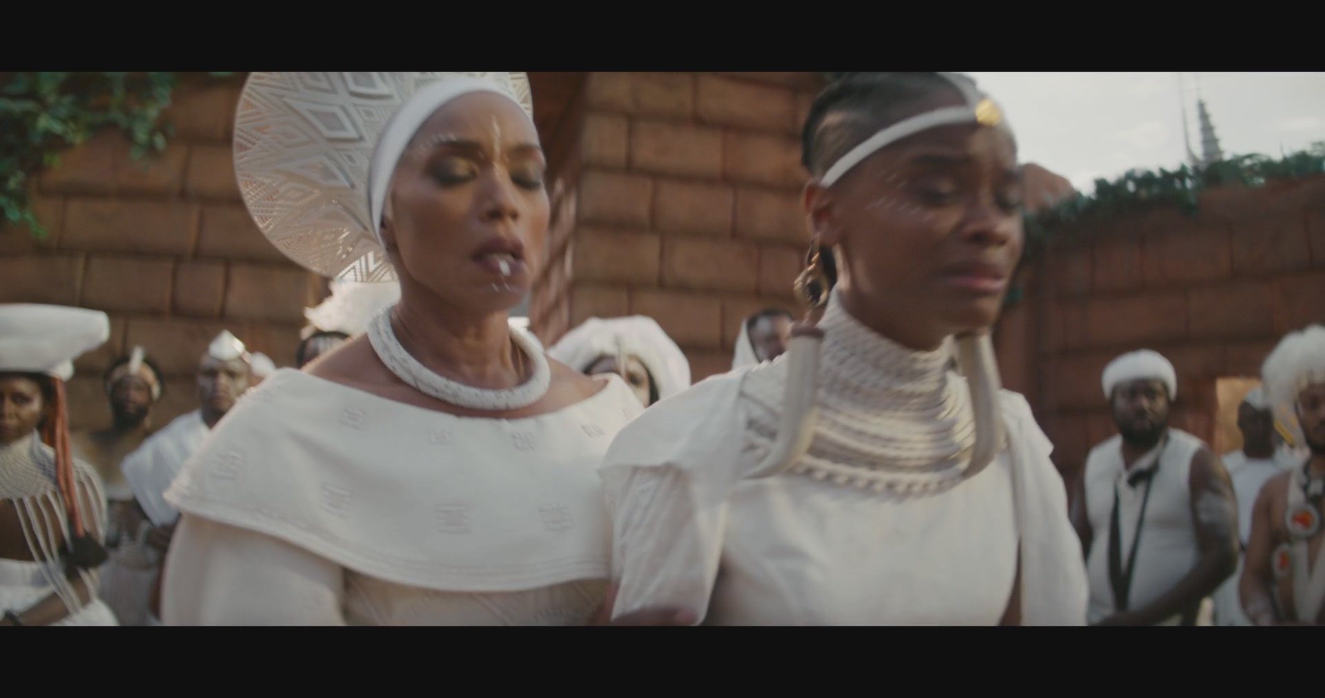 BlackPantherWakandaForever-Screencaps-0050.jpg