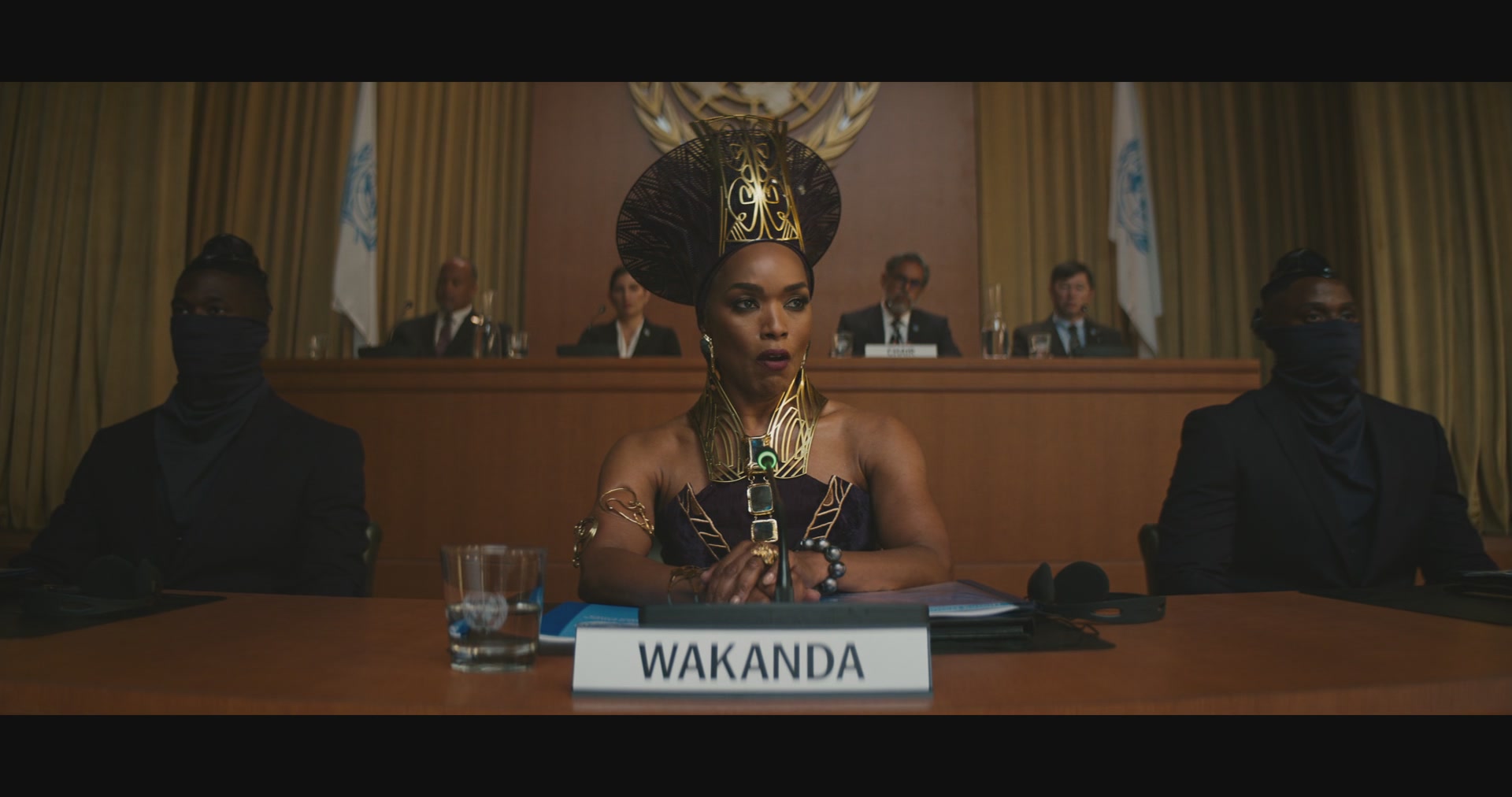 BlackPantherWakandaForever-Screencaps-0100.jpg