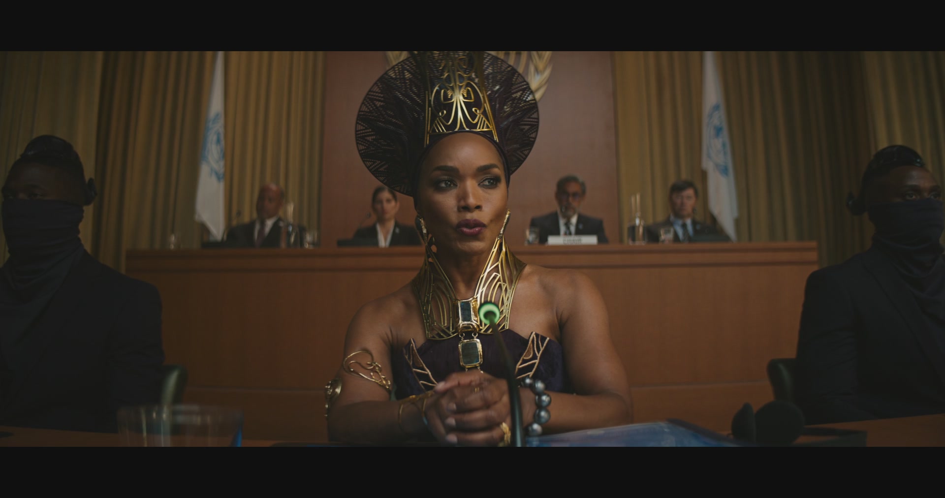 BlackPantherWakandaForever-Screencaps-0123.jpg