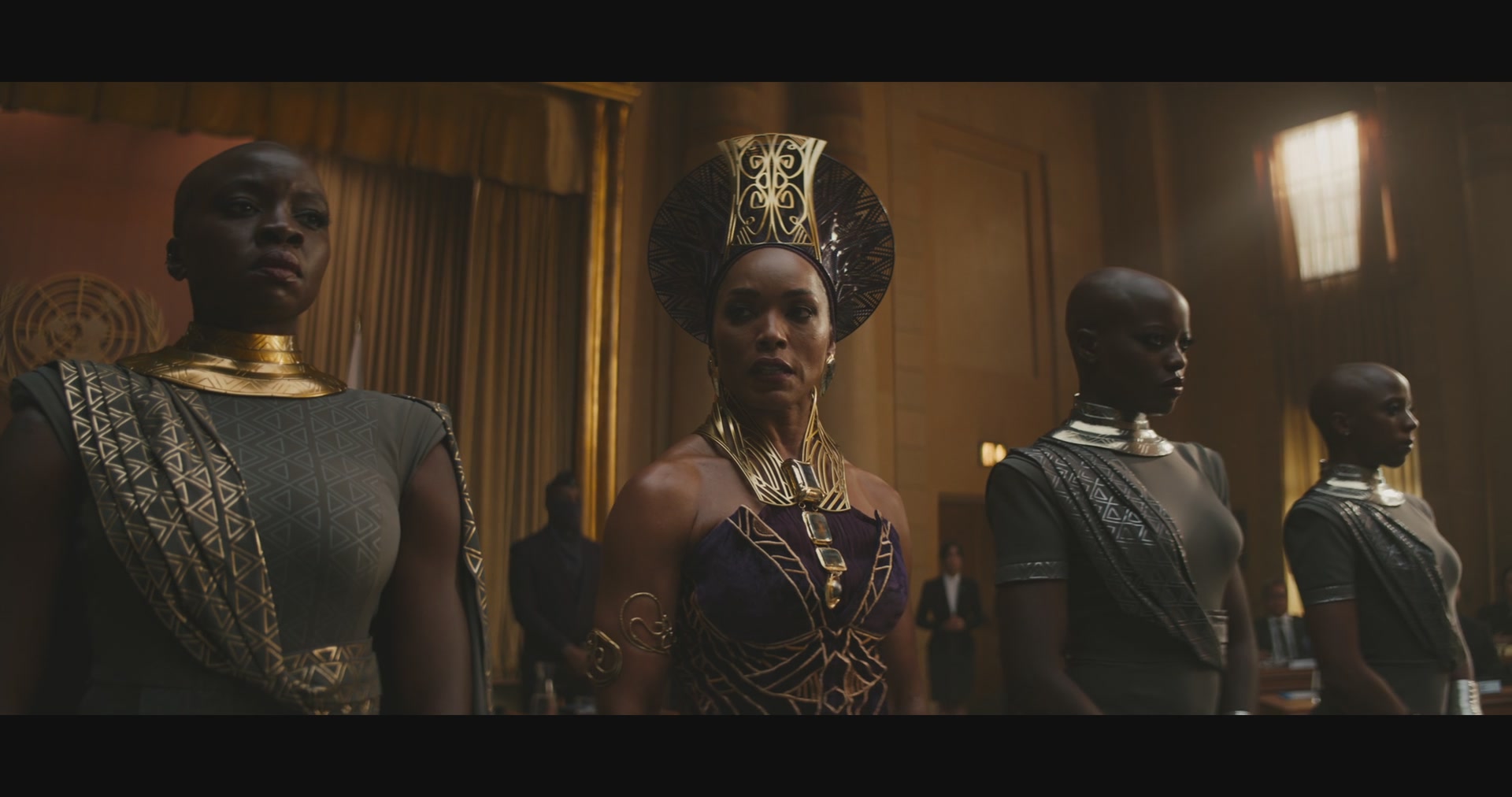 BlackPantherWakandaForever-Screencaps-0174.jpg