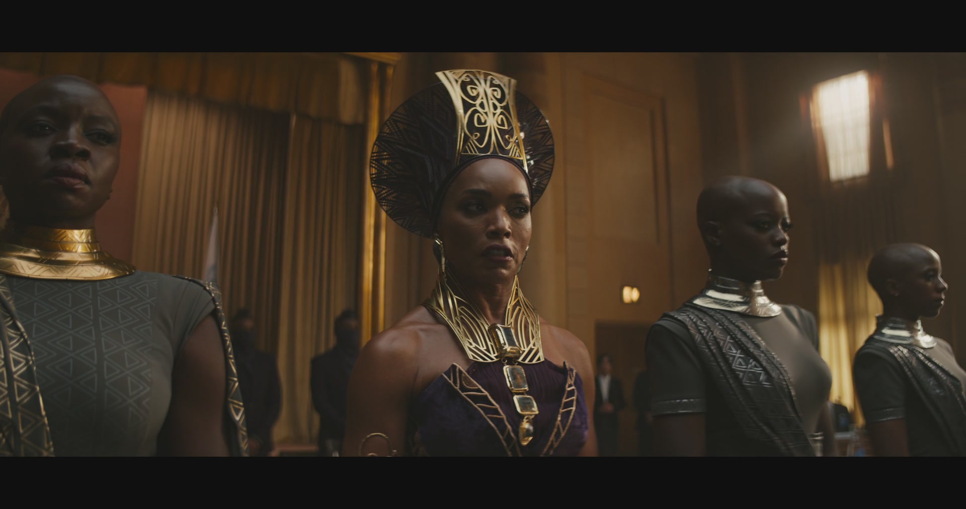 BlackPantherWakandaForever-Screencaps-0178.jpg