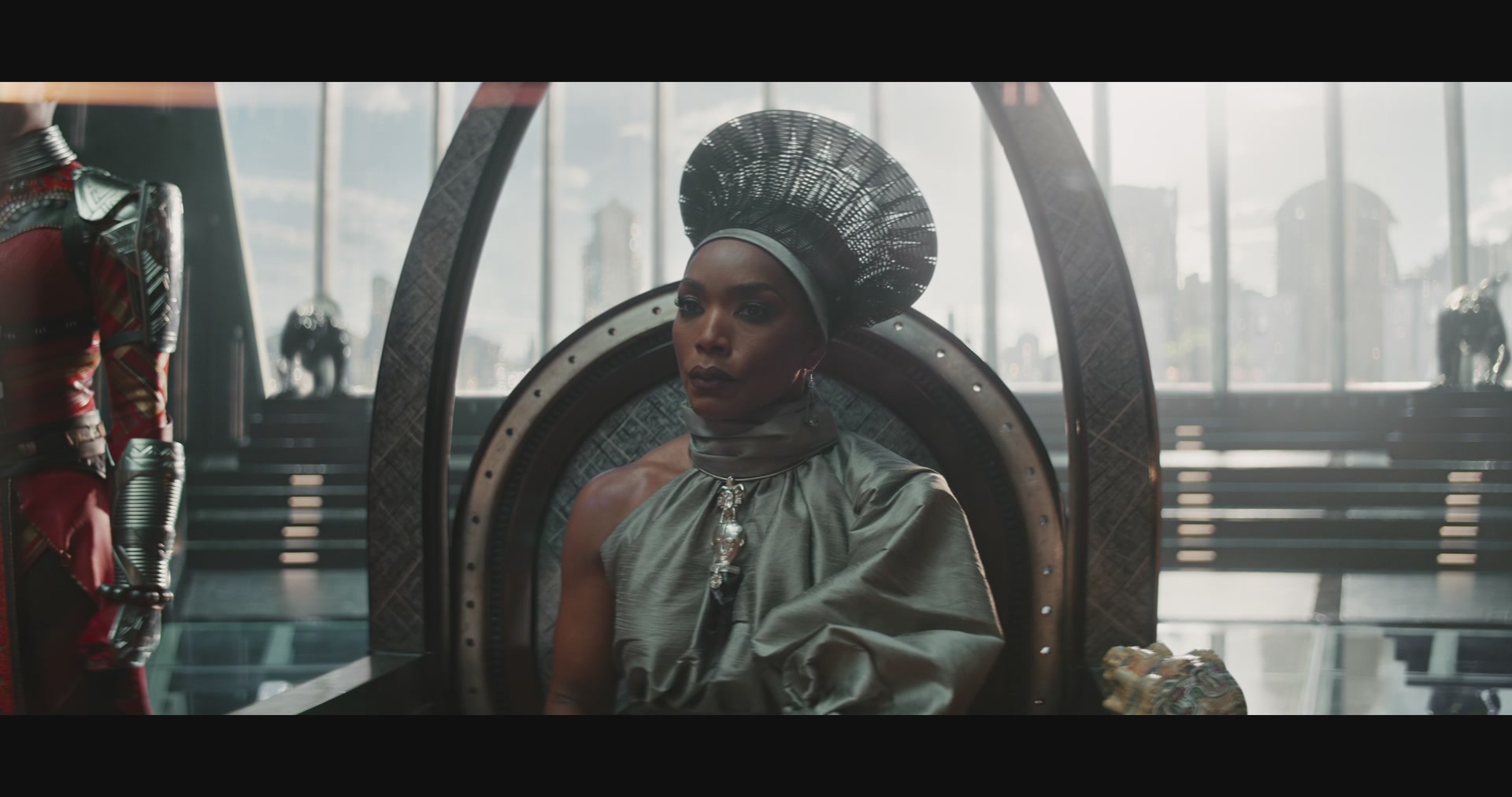 BlackPantherWakandaForever-Screencaps-0444.jpg