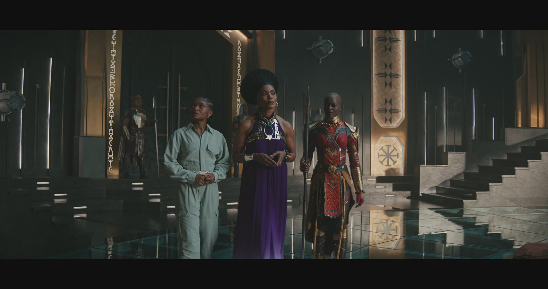 BlackPantherWakandaForever-Screencaps-0800.jpg