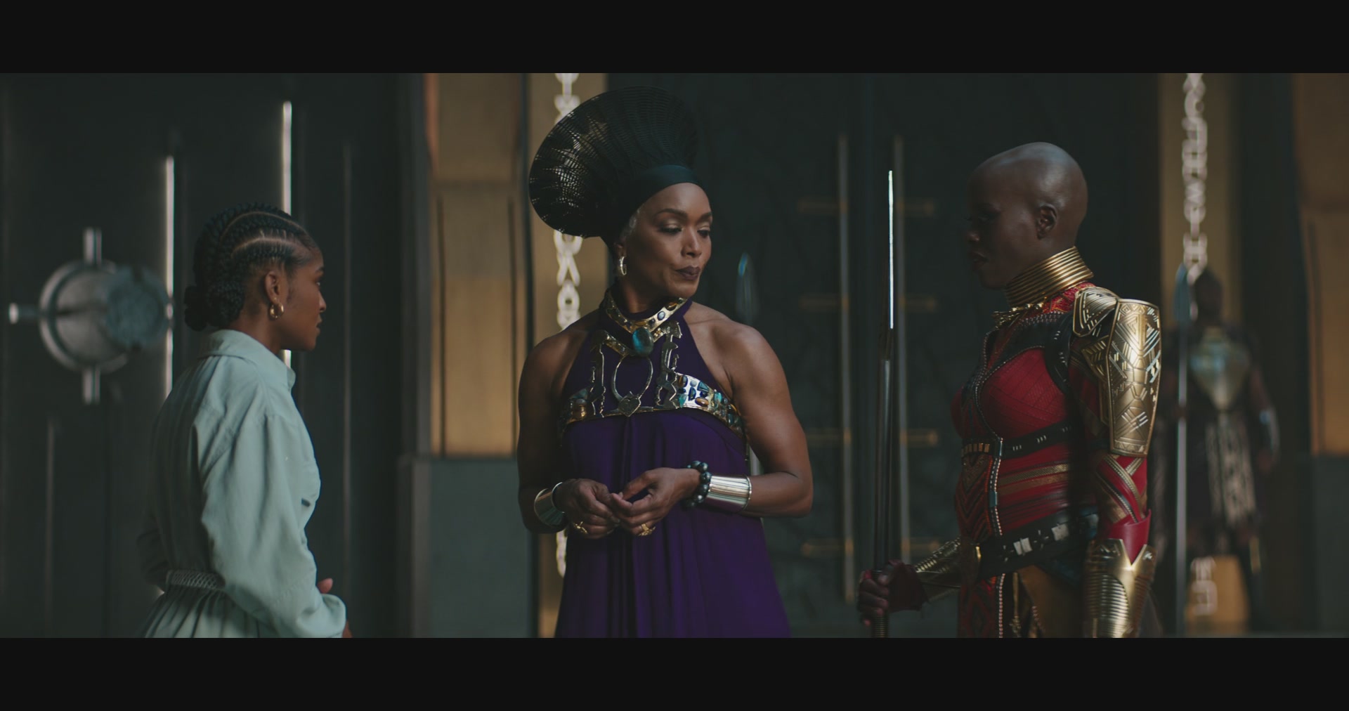 BlackPantherWakandaForever-Screencaps-0807.jpg