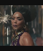 BlackPantherWakandaForever-Screencaps-0828.jpg