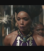 BlackPantherWakandaForever-Screencaps-0830.jpg