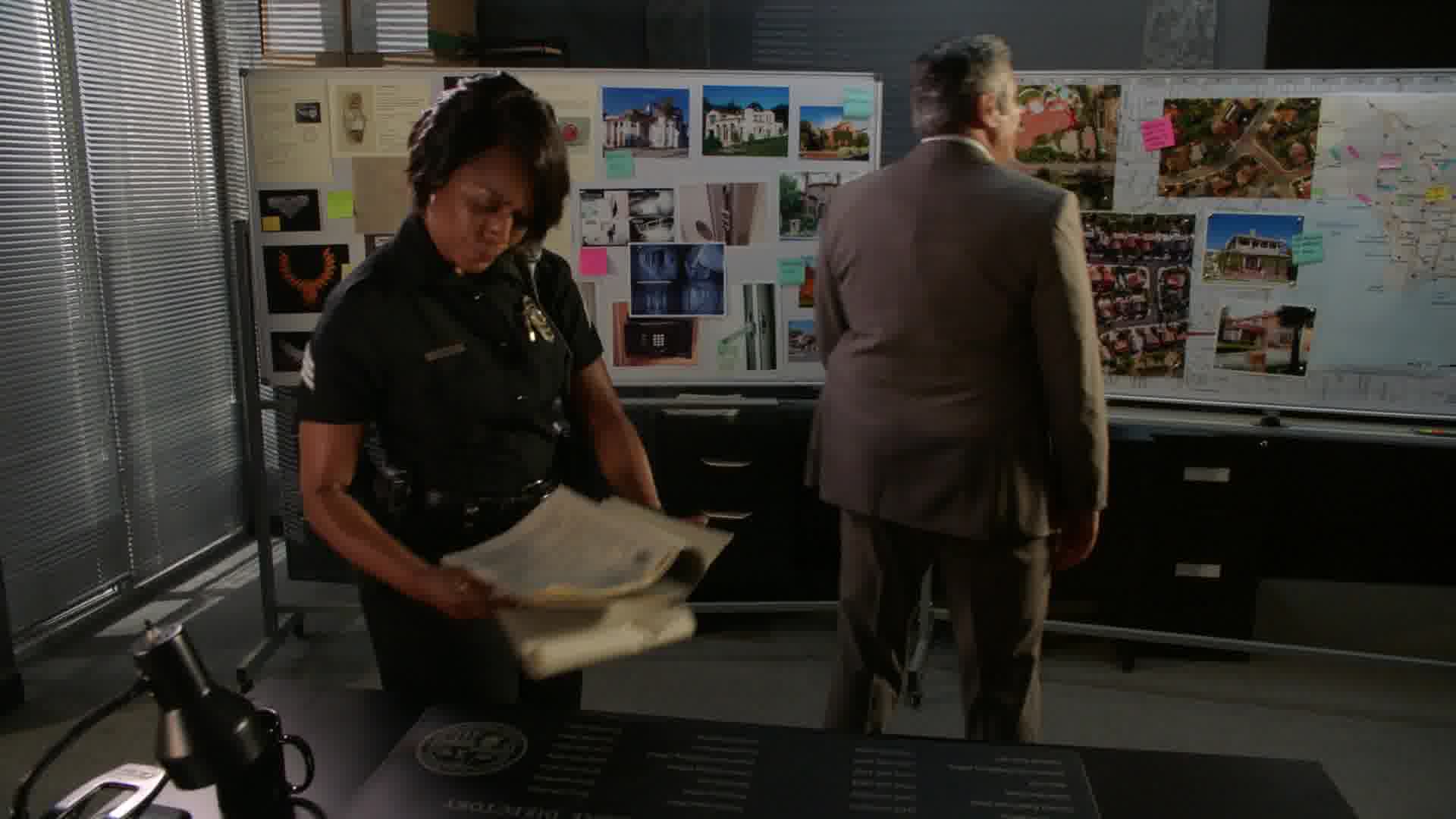 9-1-1-S06E05-Caps-0136.jpg