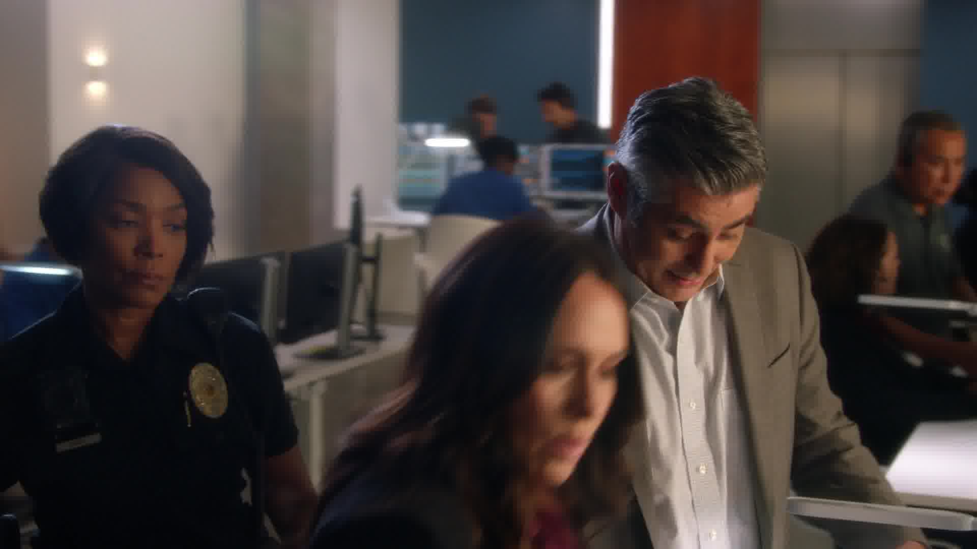 9-1-1-S06E05-Caps-0203.jpg