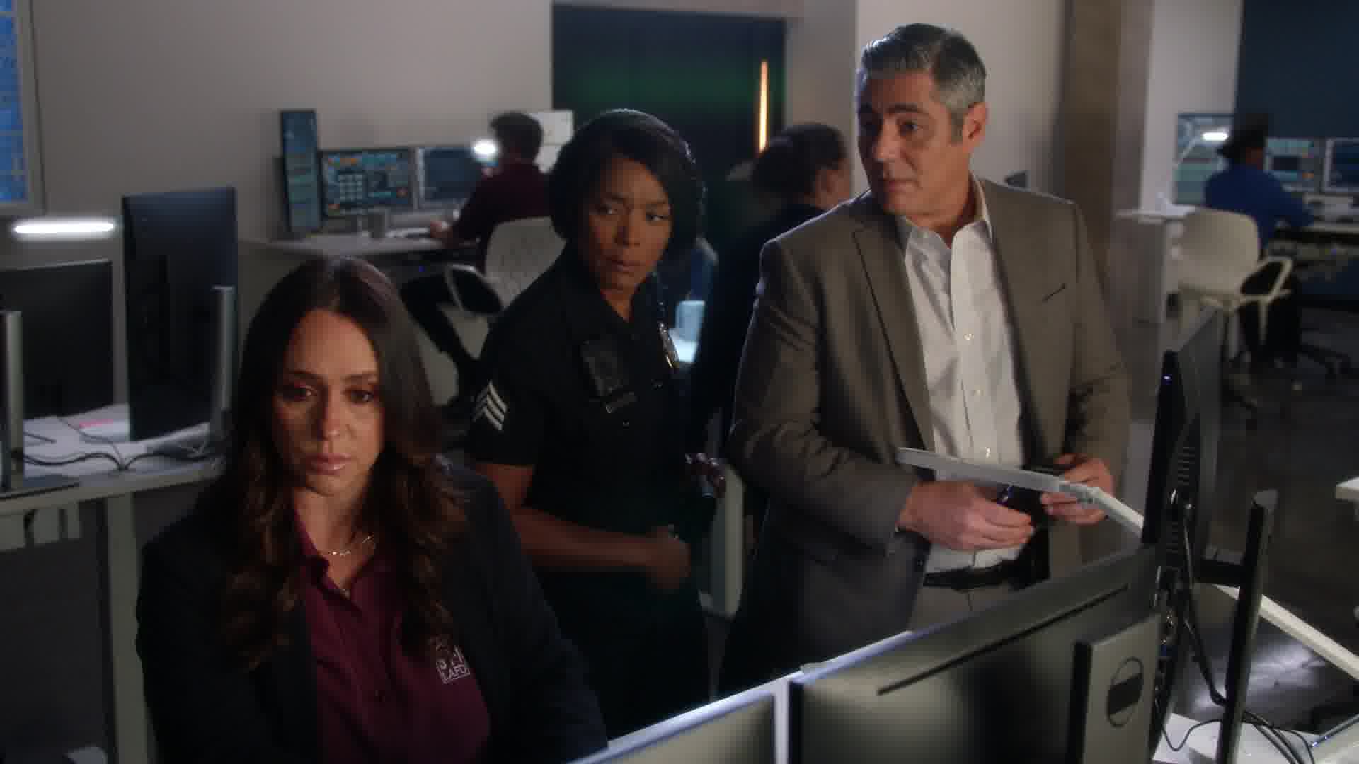 9-1-1-S06E05-Caps-0224.jpg