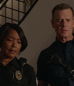 9-1-1-S06E05-Caps-0029.jpg