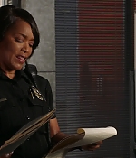 9-1-1-S06E05-Caps-0130.jpg