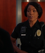 9-1-1-S06E05-Caps-0196.jpg