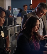 9-1-1-S06E05-Caps-0209.jpg