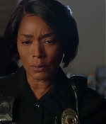 9-1-1-S06E05-Caps-0219.jpg