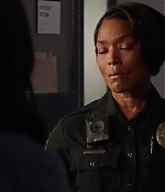 9-1-1-S06E07-Caps-0069.jpg