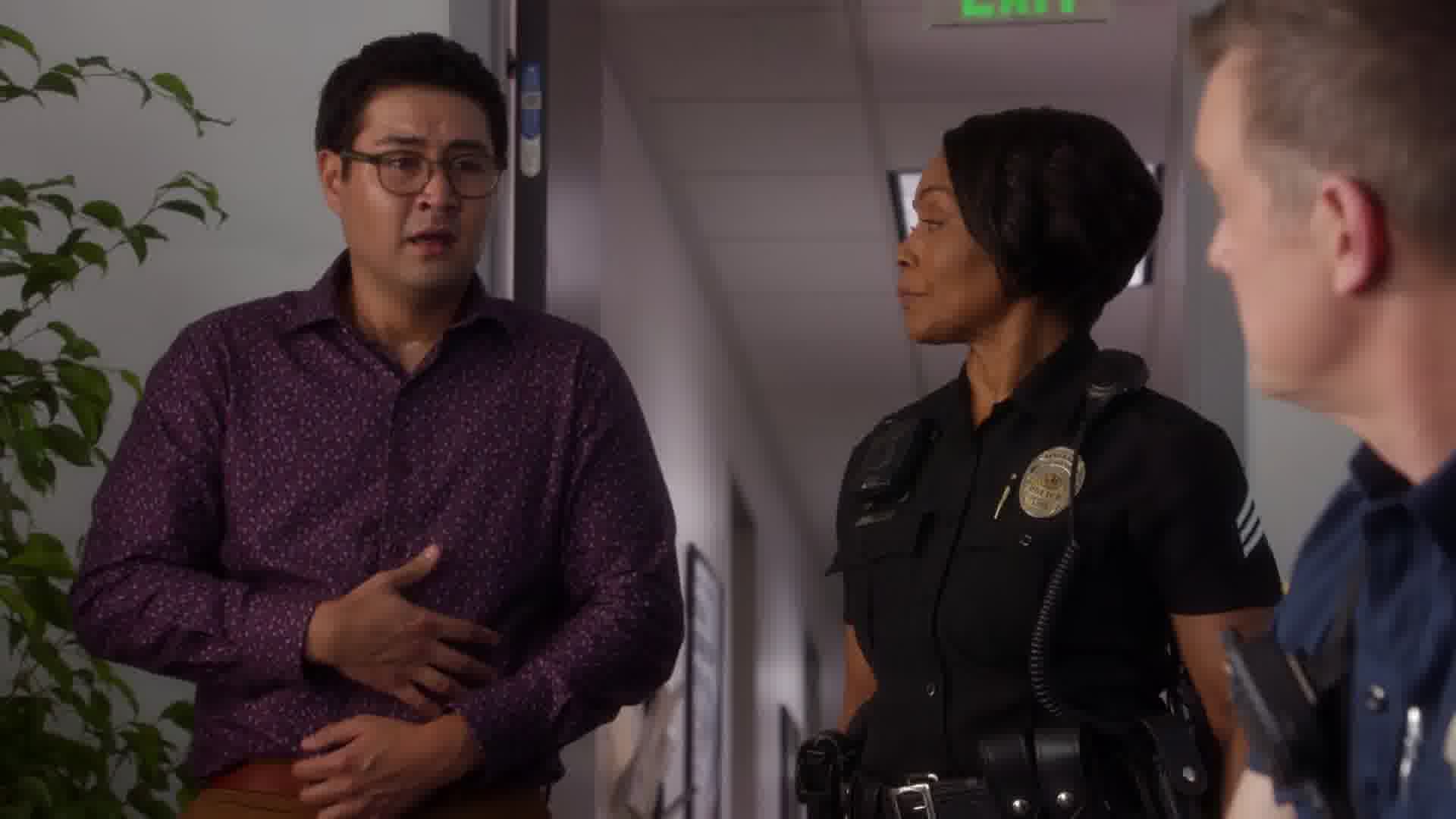 9-1-1-S06E08-Caps-0100.jpg