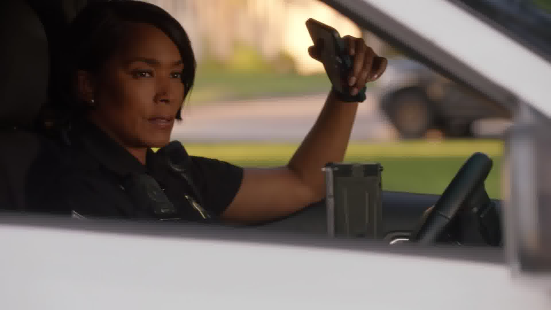 9-1-1-S06E08-Caps-0219.jpg