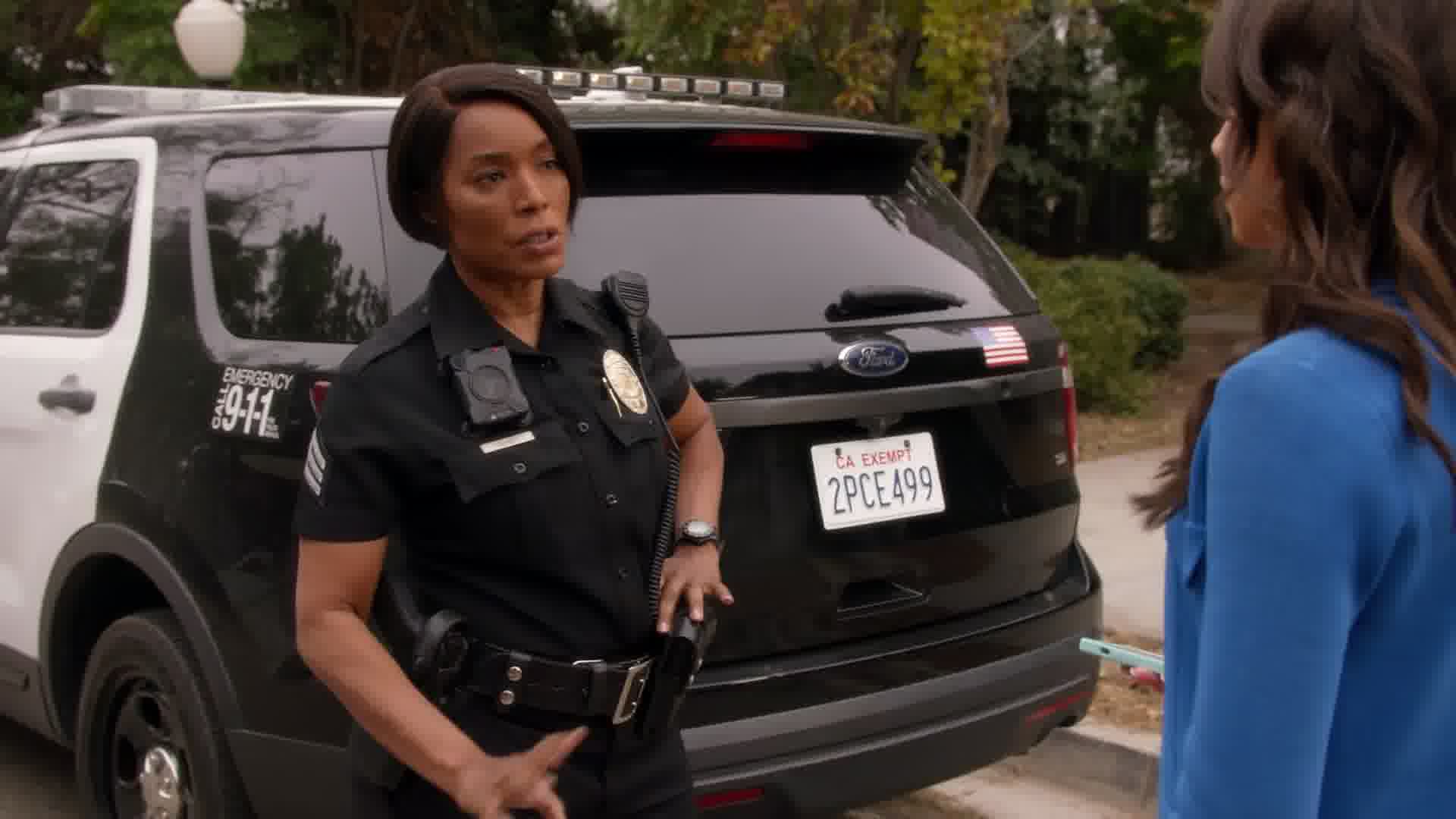 9-1-1-S06E08-Caps-0249.jpg