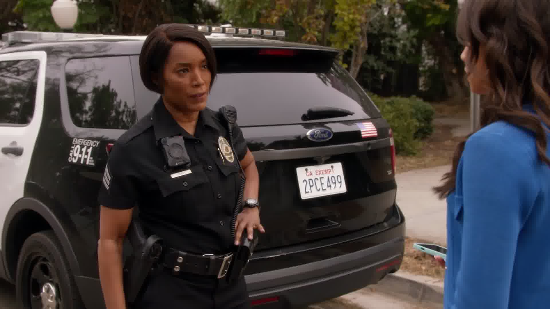 9-1-1-S06E08-Caps-0250.jpg