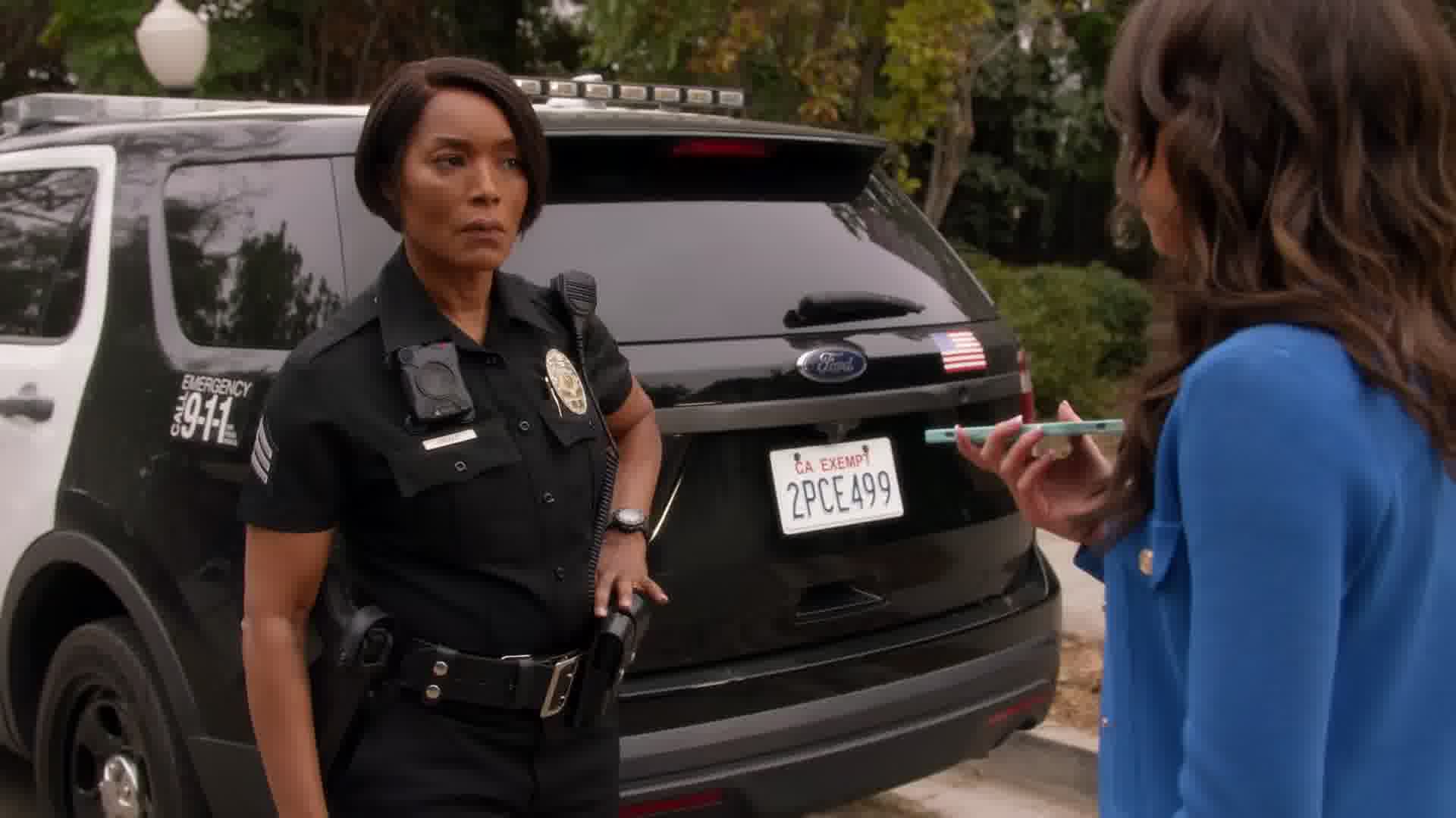 9-1-1-S06E08-Caps-0252.jpg